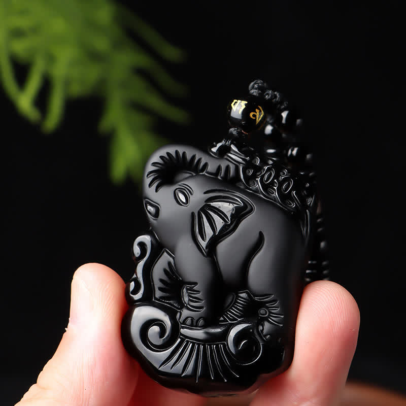 Collier éléphant en obsidienne noire pour la protection et la force