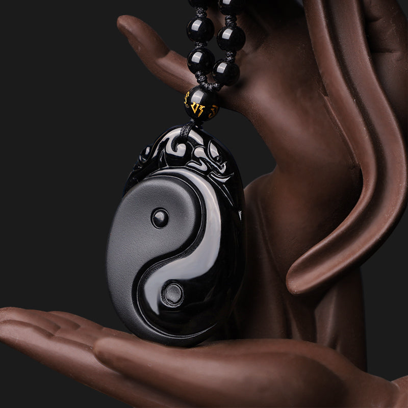 Collier pendentif Yin Yang en obsidienne noire, symbole de la force et de l'accomplissement