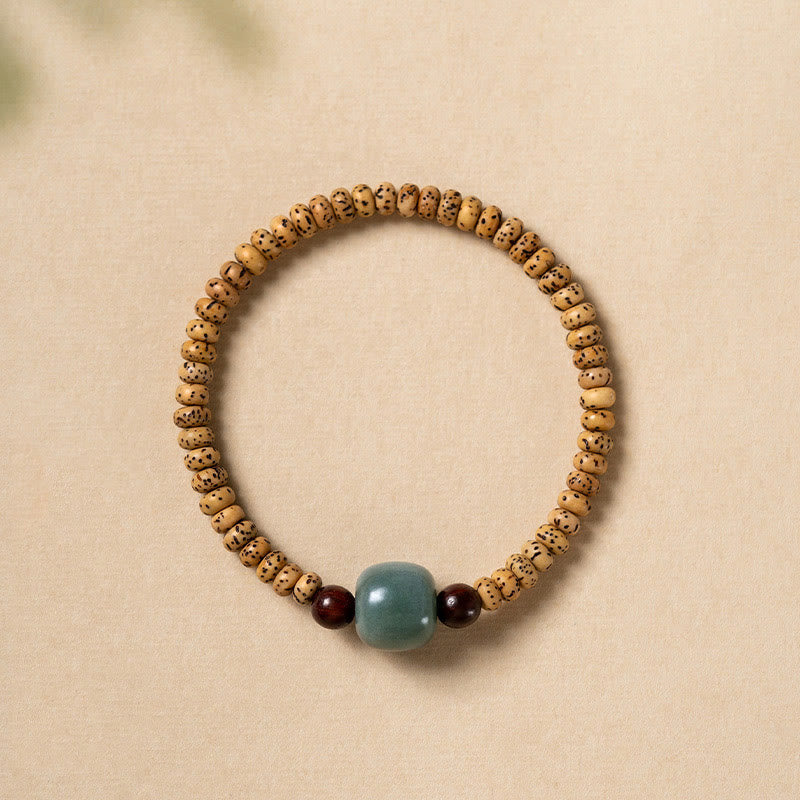 Bracelet de sagesse en bois de santal rouge à petites feuilles de graines de Bodhi pour la protection spirituelle