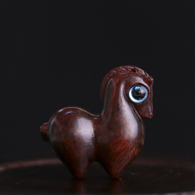 Figurine de protection de cheval porte-bonheur en bois de santal rouge de taille moyenne et petite