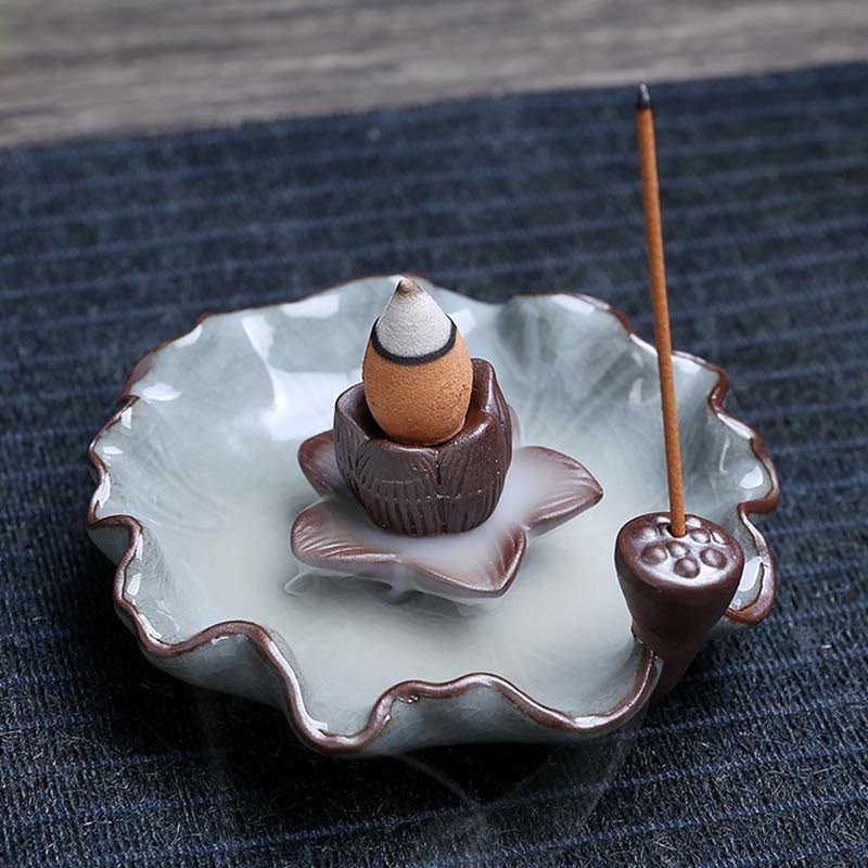Brûleur d'encens à reflux en céramique Lotus pour la méditation