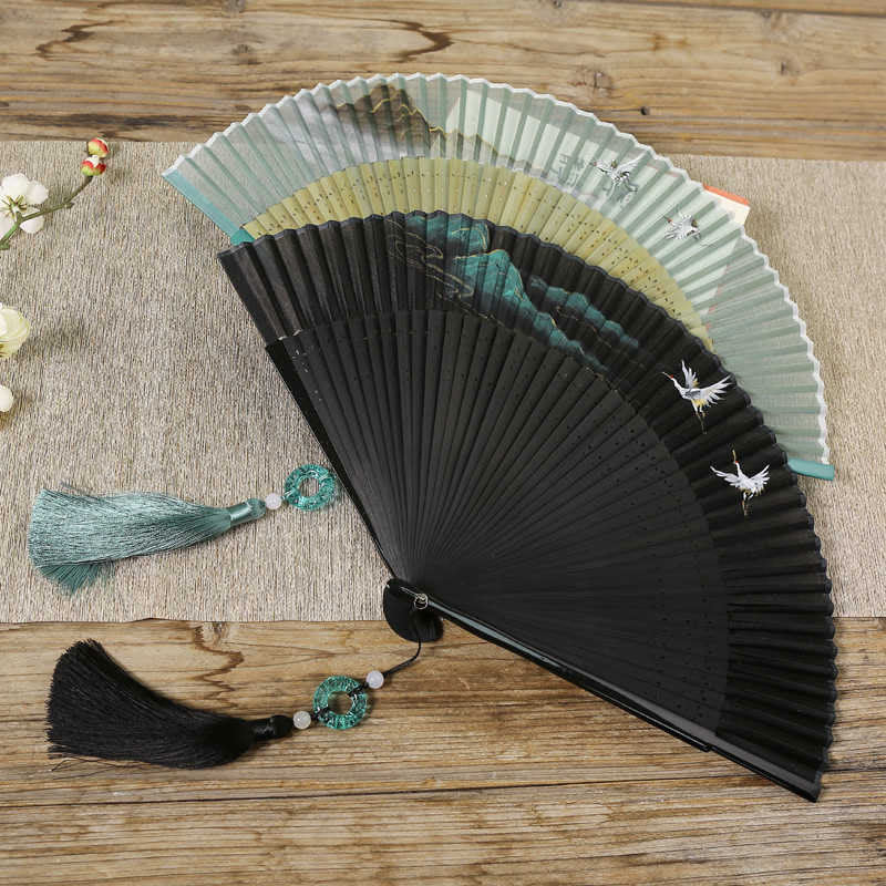 Éventail chinois pliable en soie et bambou 22,5 cm Motif grue rétro