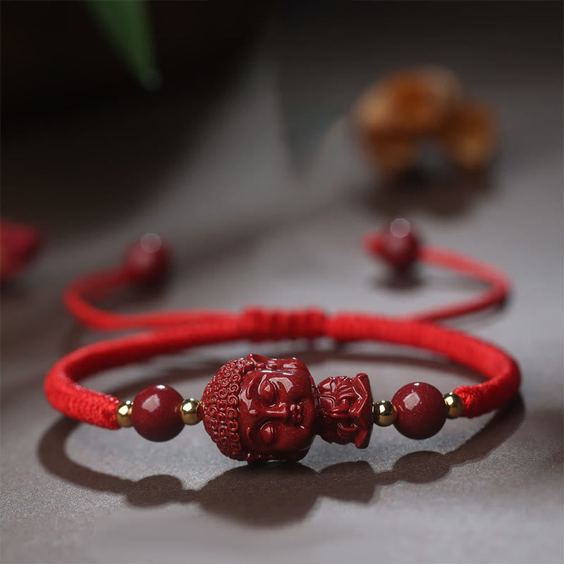 Bracelet de bénédiction en fil de cinabre avec amulette du zodiaque chinois