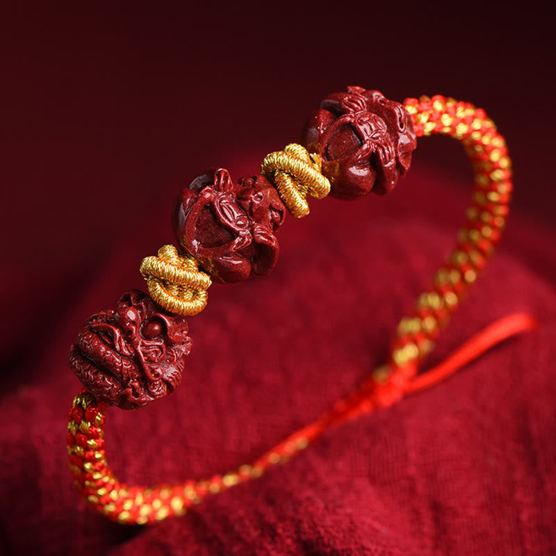 Bracelet en fil rouge du zodiaque chinois Cinabre pour la chance et la protection