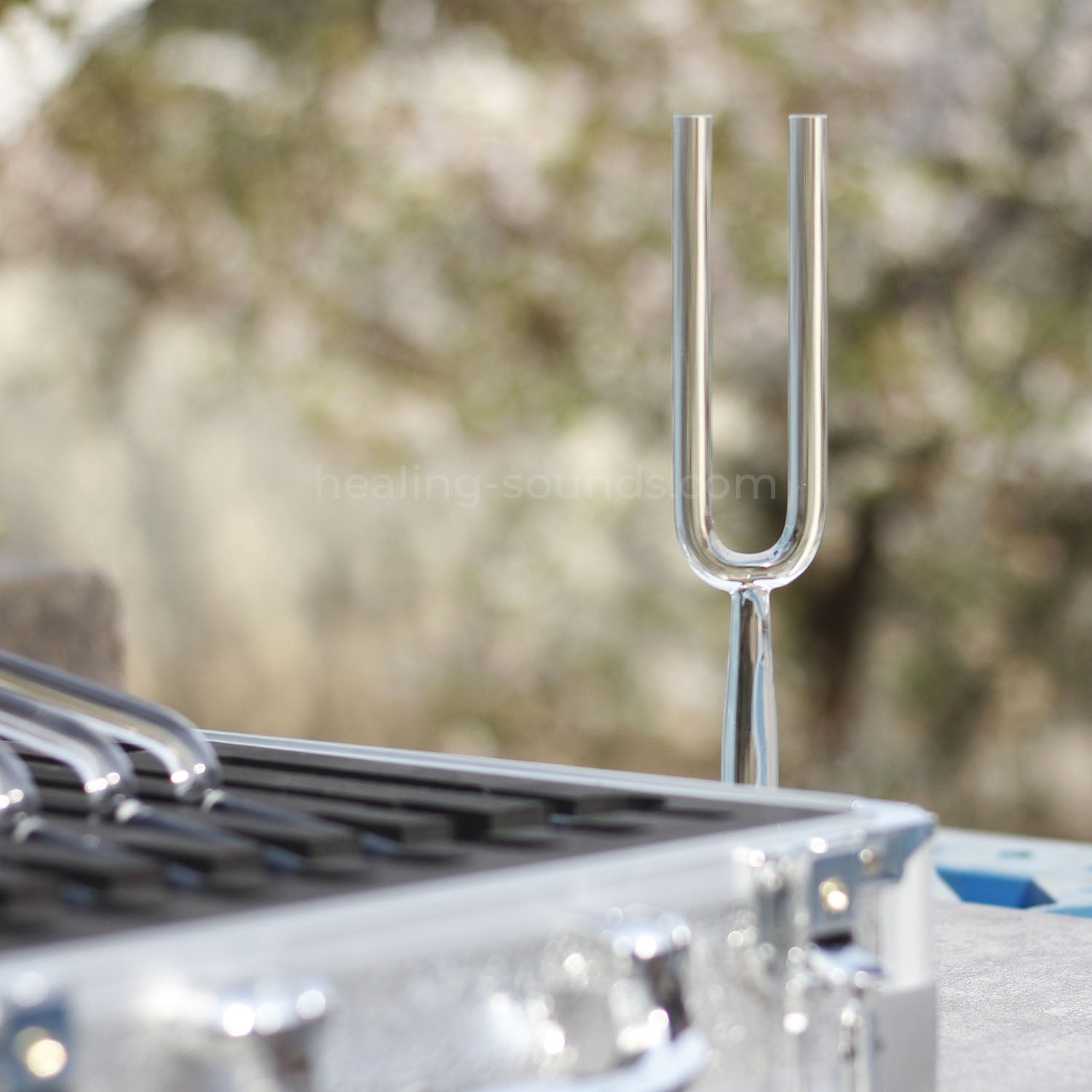 Jeu de diapasons en cristal transparent 432 Hz avec boîte - 8 pièces - 10 mm/20 mm