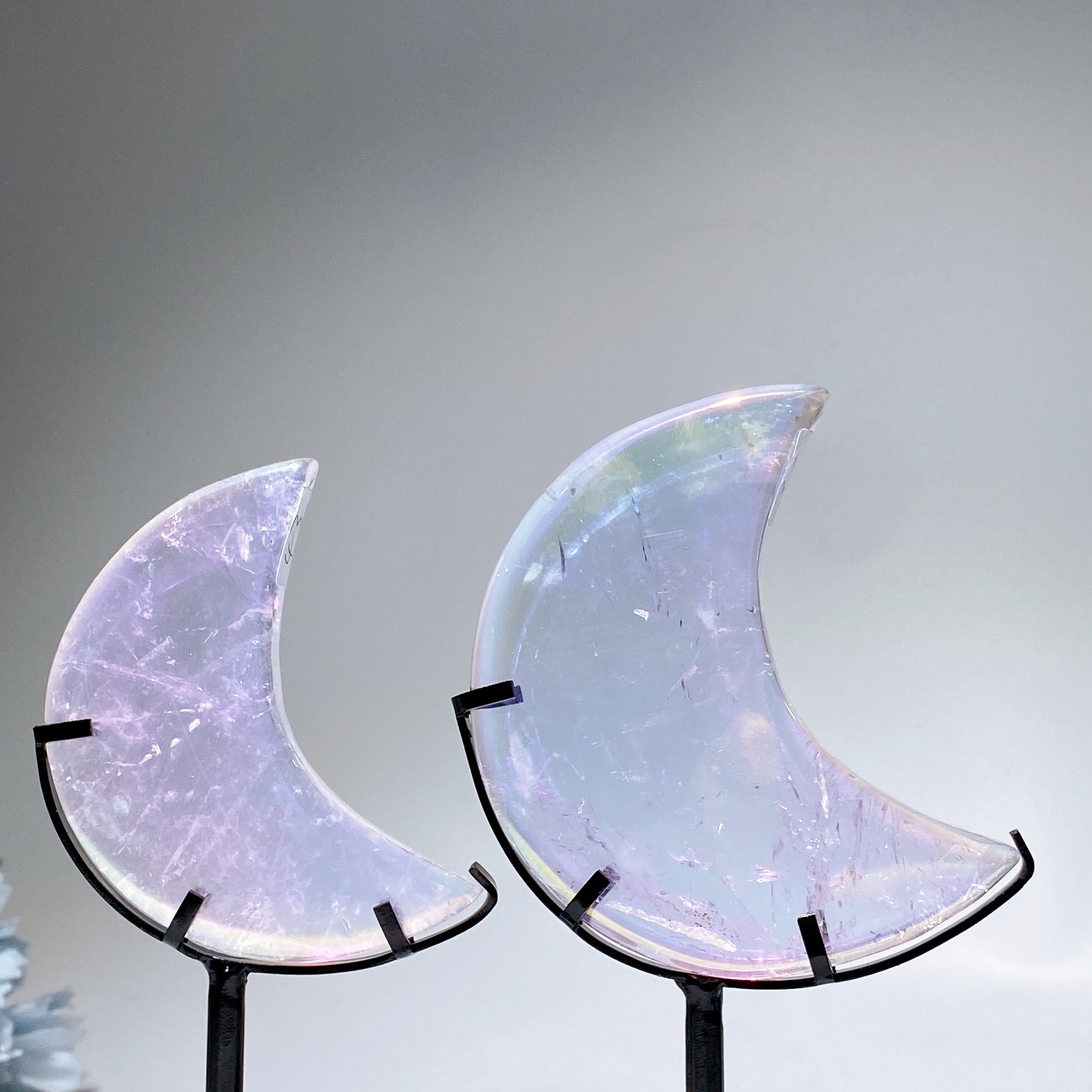Sculpture d'ange lune en quartz clair avec support 8 cm