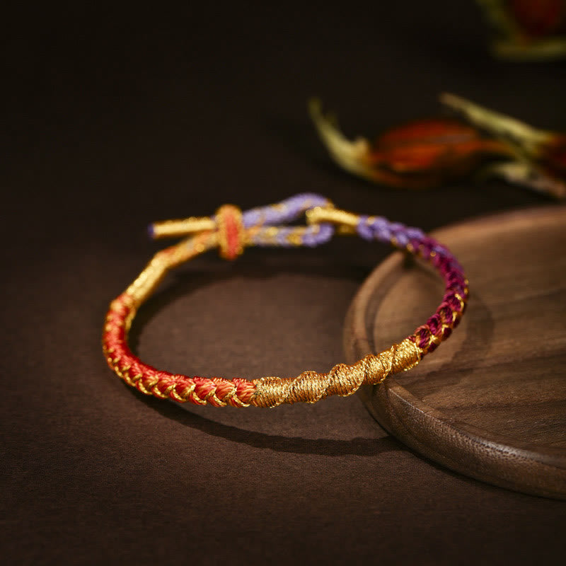 Bracelet en fil d'or coloré avec nœud en écailles de dragon tibétain et cordon rouge