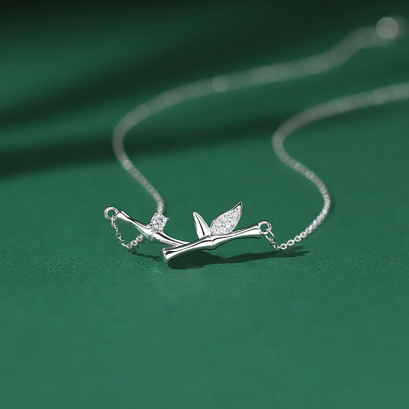 Collier spirituel en feuille de bambou en cuivre pour la richesse et la croissance