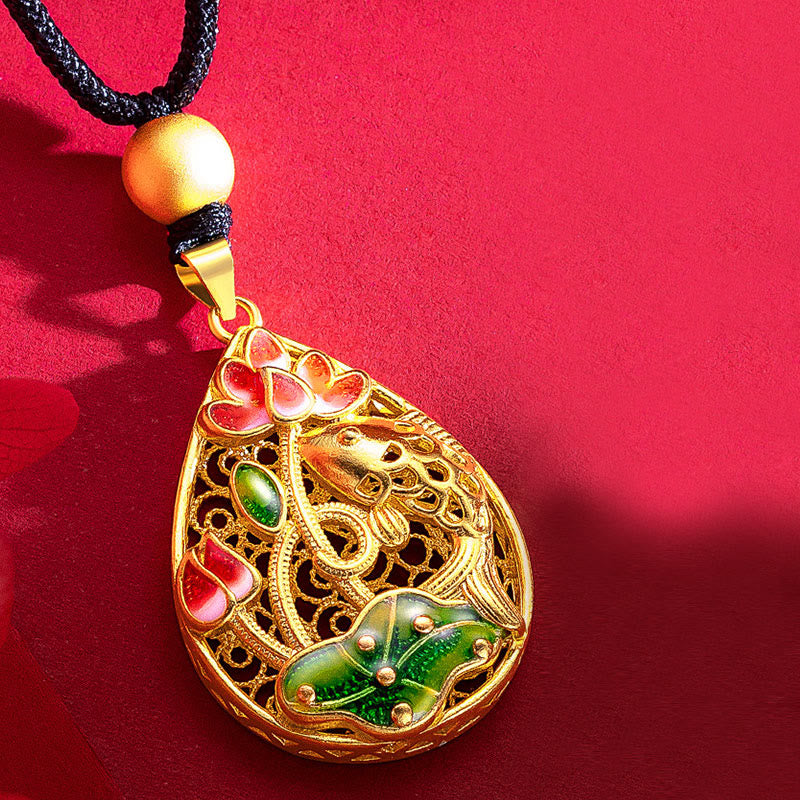 Collier en cuivre avec pendentif porte-bonheur en forme de poisson koï et lotus, 31 mm