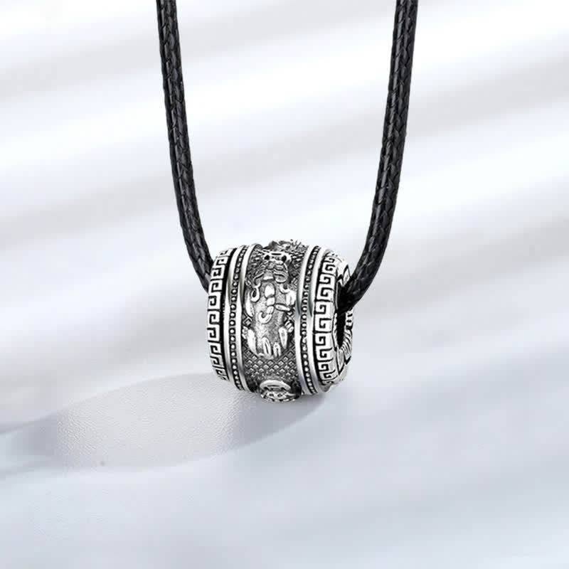 Collier pendentif rotatif Pixiu en cuivre pour la chance et la richesse