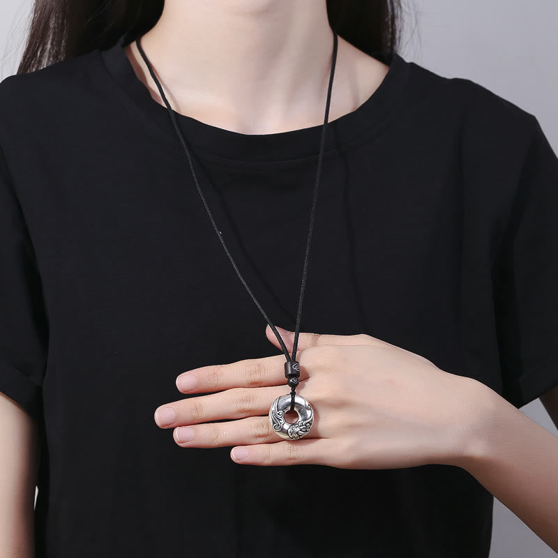 Collier Pixiu Peace Buckle en cuivre pour la richesse et la chance