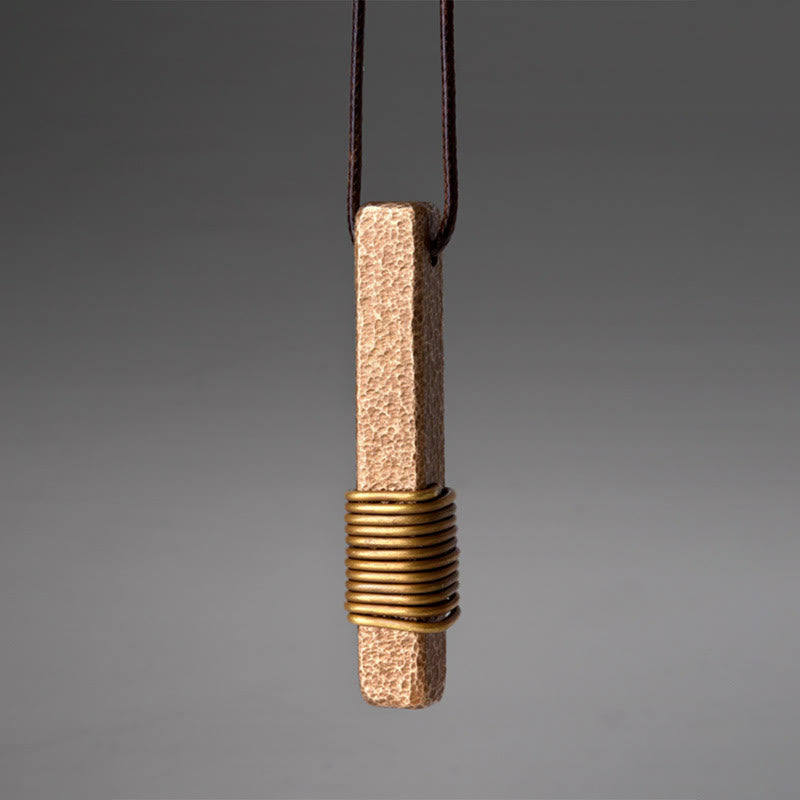 Collier de richesse texturé vintage en cuivre pour la chance spirituelle