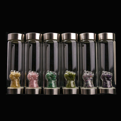 Bouteille d'eau en cristal avec base en pierres précieuses - Hydratation curative