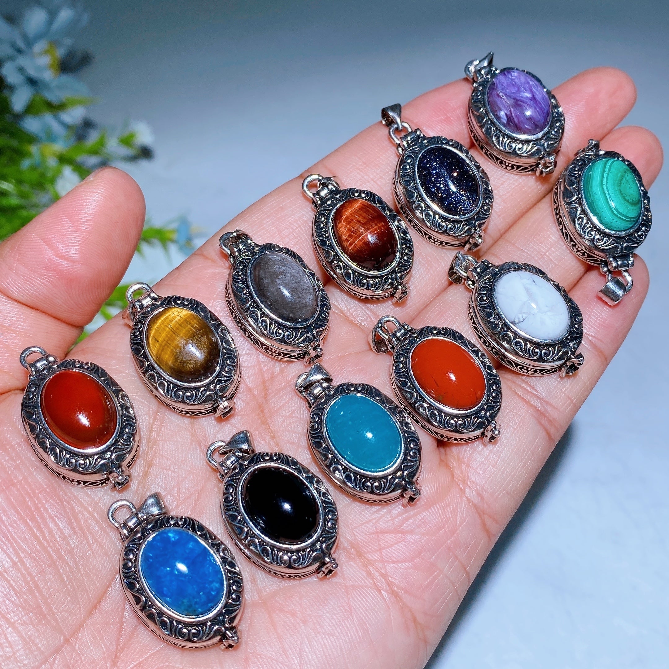 Pendentif œil de tigre en cristal de guérison 25 mm