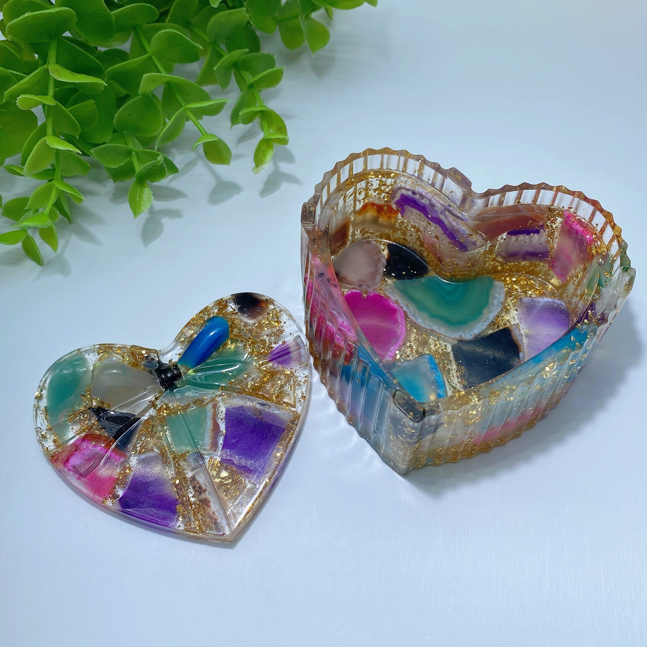Crystal Resin Shell Bowl with Colorful Agate Chips - 4.7 Inch