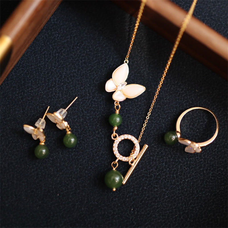 Ensemble collier, bague et boucles d'oreilles en jade cyan avec papillon de guérison