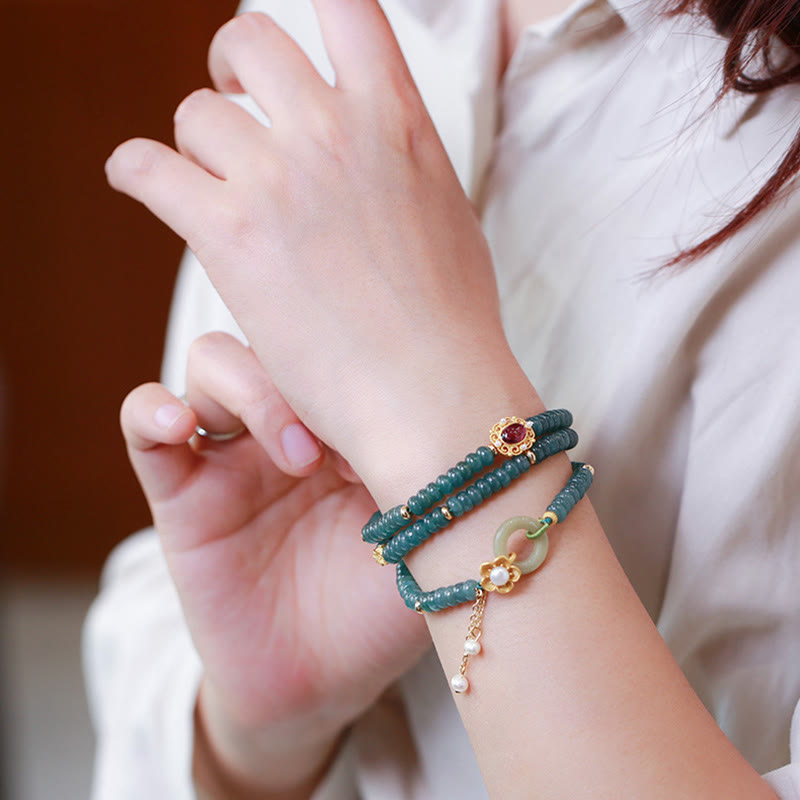 Bracelet triple tour en jade cyan avec boucle de paix en argent