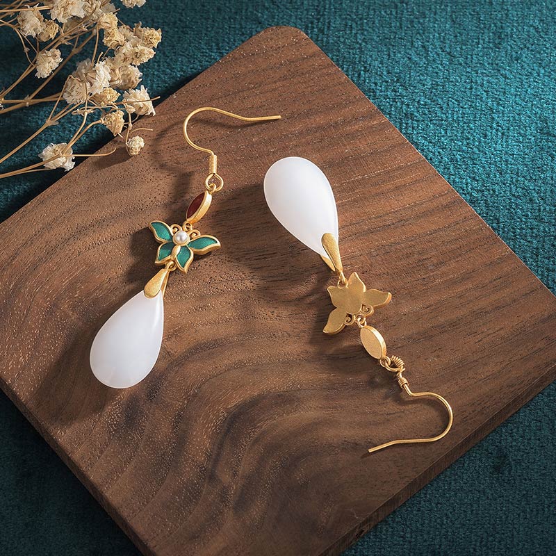 Boucles d'oreilles pendantes en jade blanc pour la protection et le bonheur