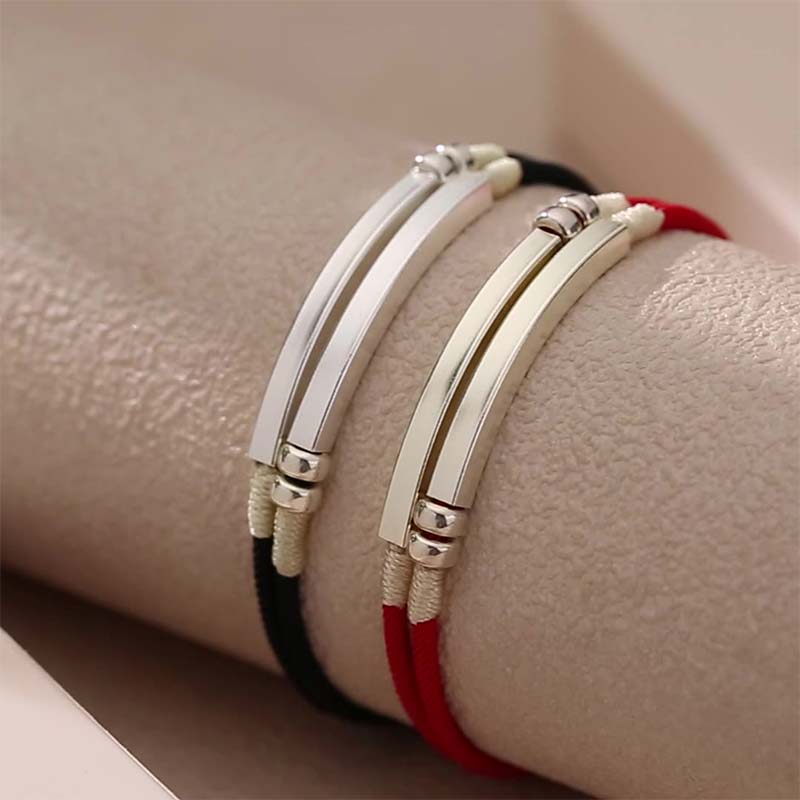 Bracelet tressé en argent sterling avec cordon rouge pour la chance et la protection
