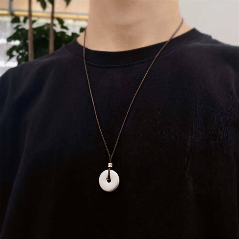 Collier avec boucle en argent sterling 999 et pendentif de 18 mm, symbole de la paix spirituelle