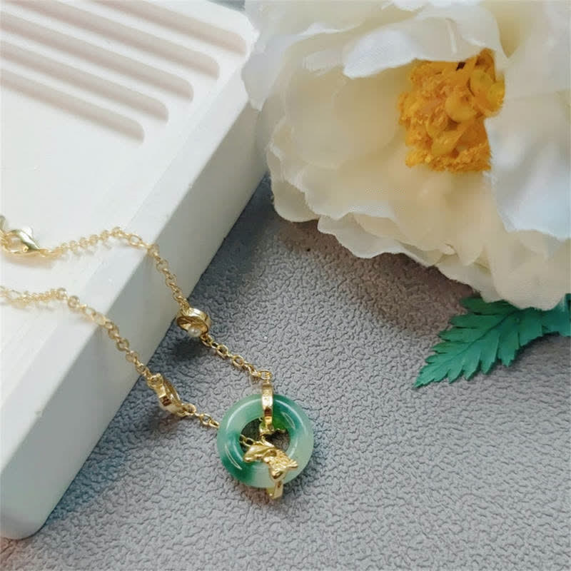 Bracelet d'harmonie et de guérison en jade cyan et poisson koï