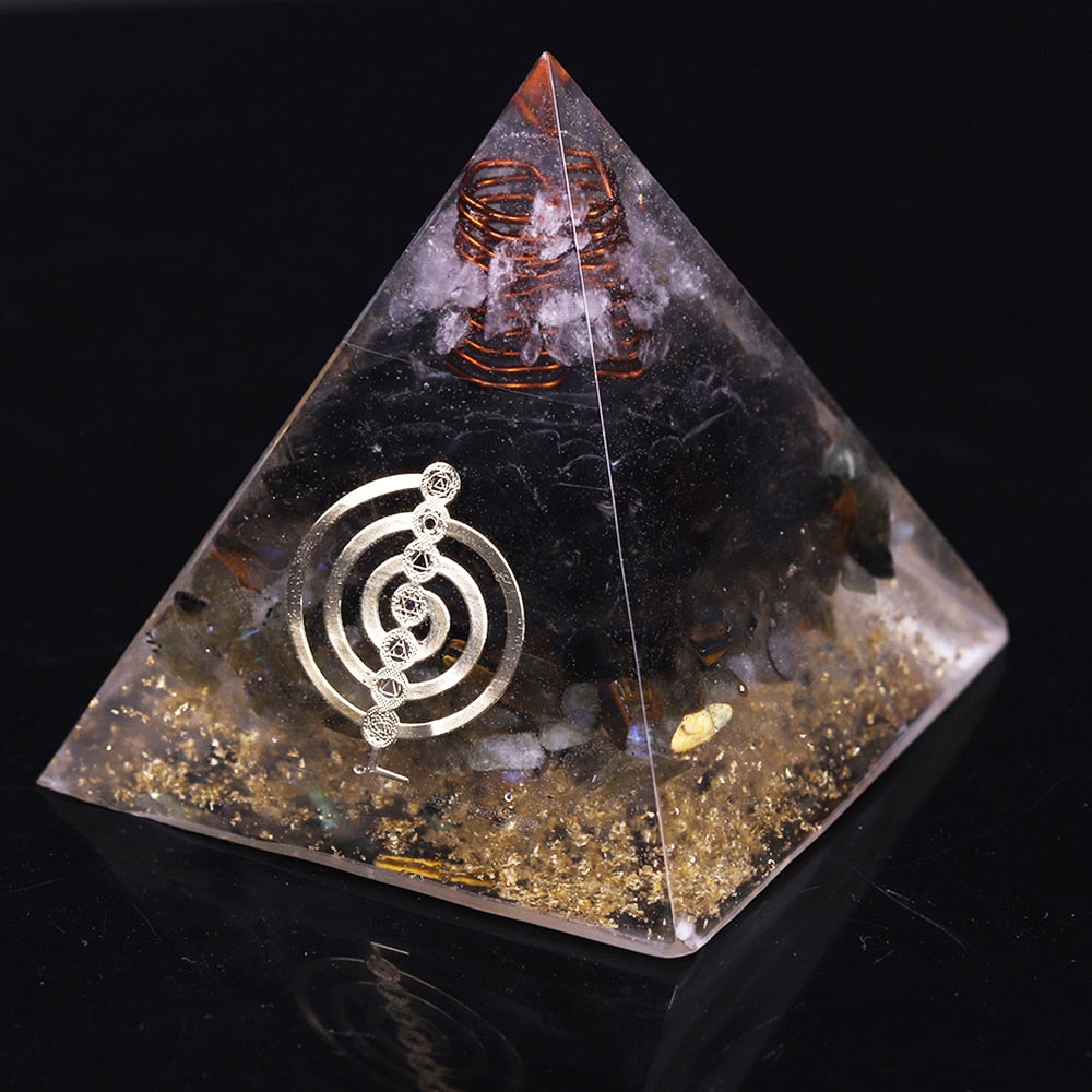 Pyramide en quartz fumé Divine Flow