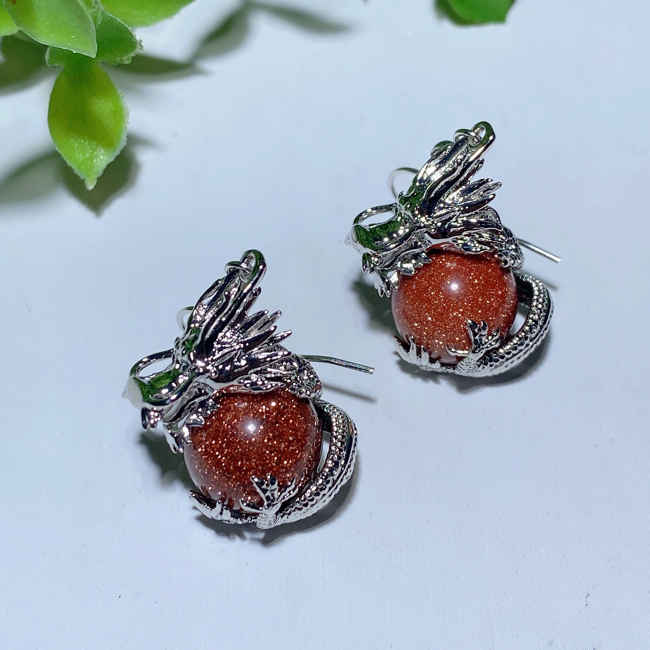 Boucles d'oreilles dragon avec cristaux mélangés | Bijoux de guérison