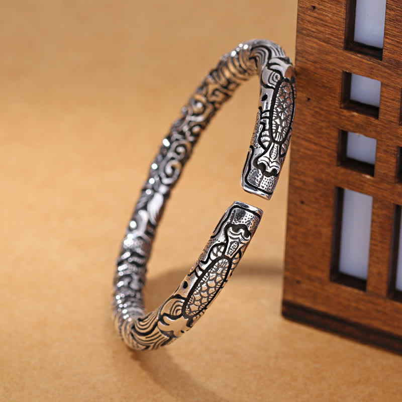 Bracelet porte-bonheur sculpté en tête de dragon en cuivre et argent 8 mm