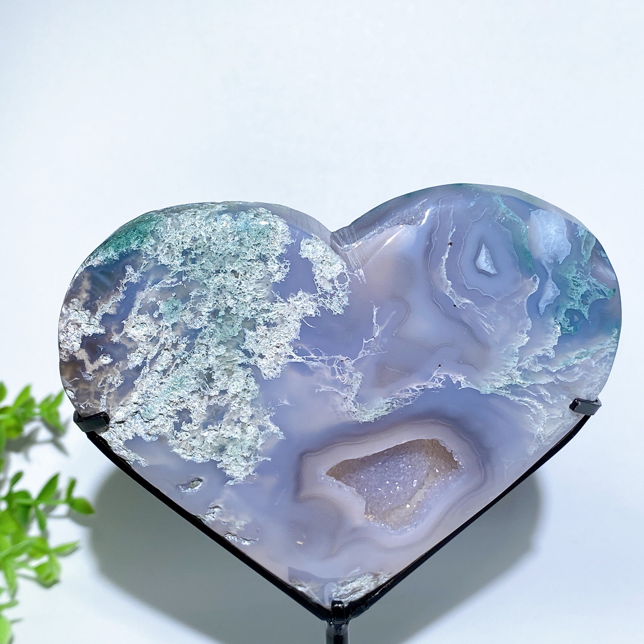 Présentoir en cristal en forme de cœur en agate mousse druzy (4 à 6 pouces)