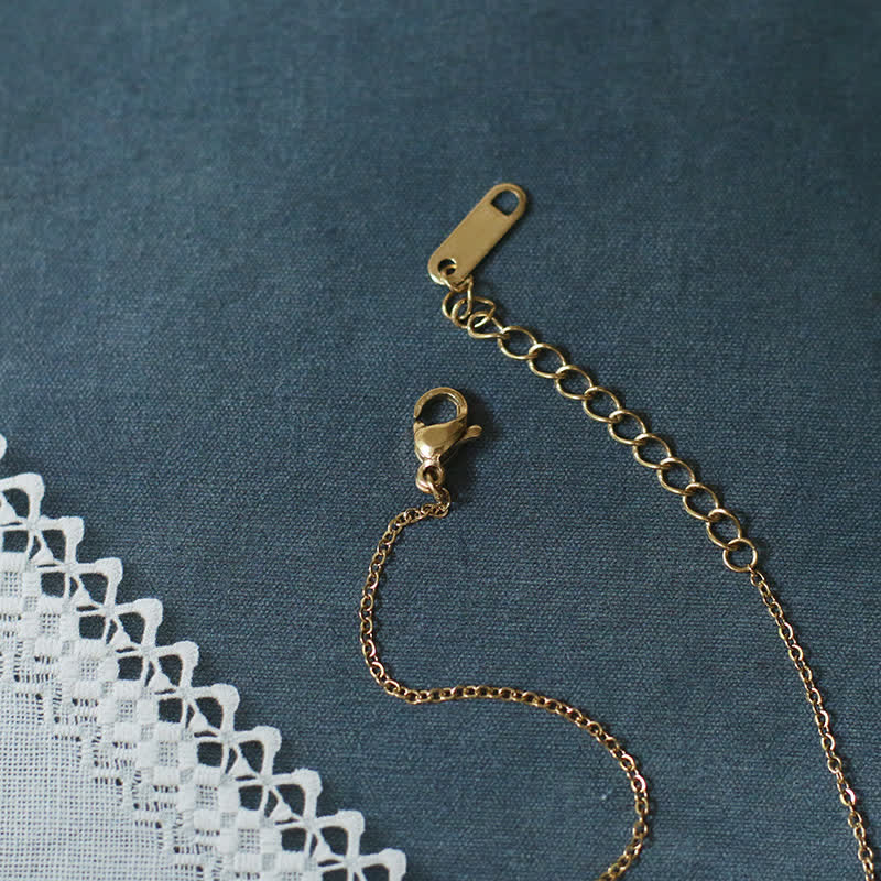 Collier porte-bonheur en acier titane éléphant pour la force et la sagesse