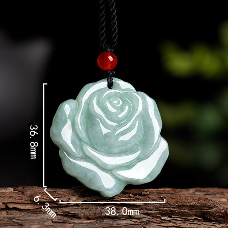 Collier en jade lotus pour la prospérité et l'abondance