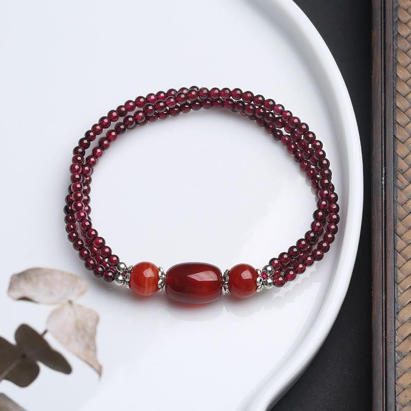 Bracelet triple couche de protection en agate rouge grenat