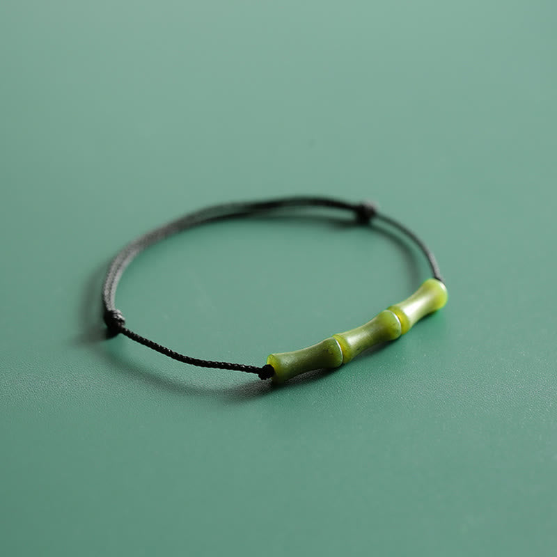 Bracelet porte-bonheur en jade et bambou vert pour l'abondance et la croissance