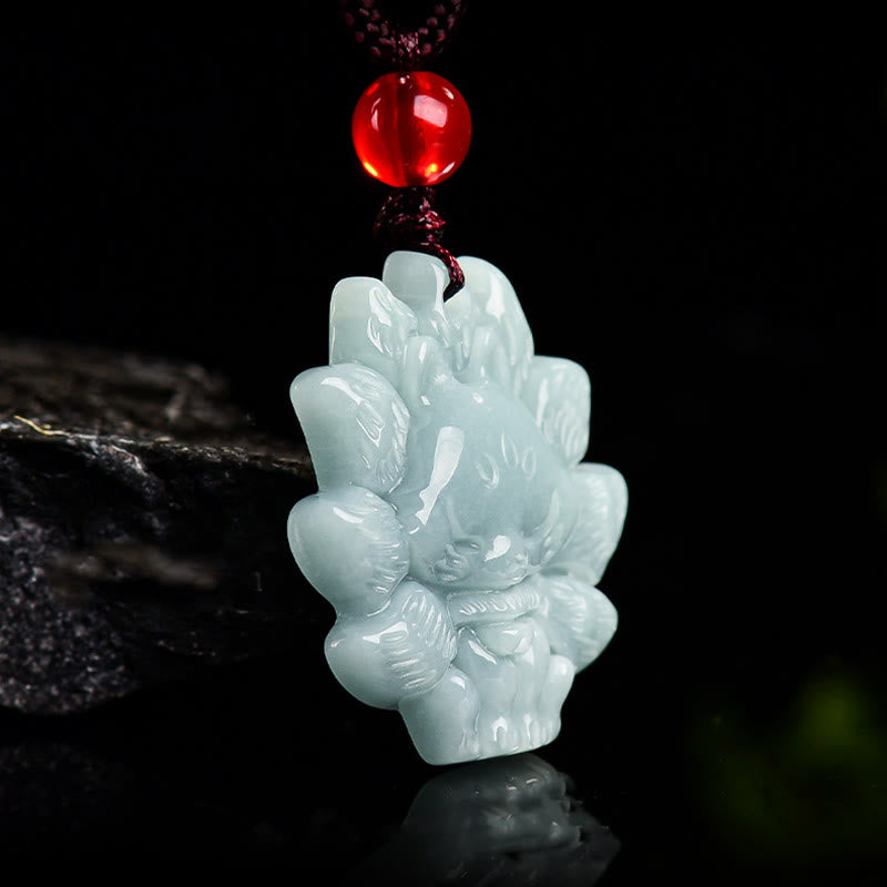 Collier renard à neuf queues en jade vert - Symbole de prospérité