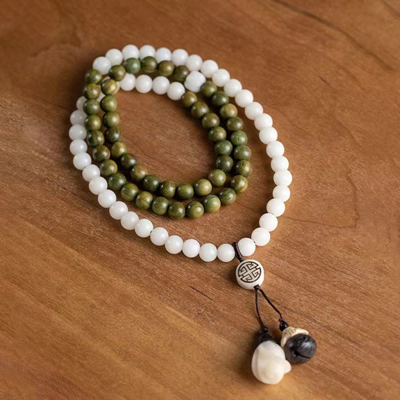 Bracelet spirituel apaisant en bois de santal vert et graines de Bodhi