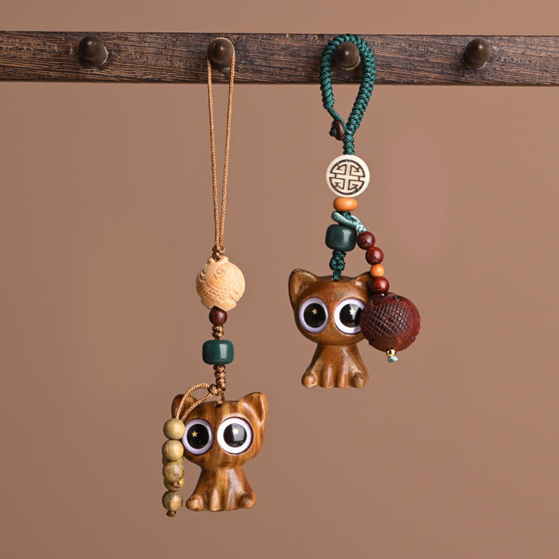Porte-clés décoratif en forme de chat porte-bonheur en bois de santal vert