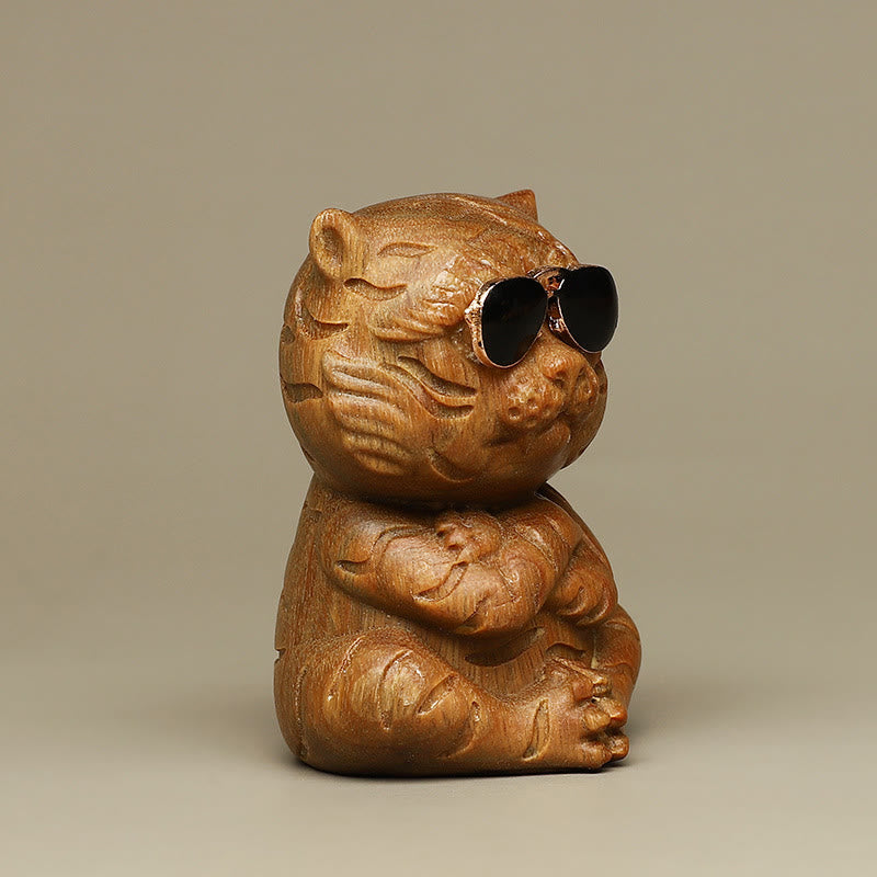 Décoration de bureau Tigre en bois de santal vert | Énergie positive