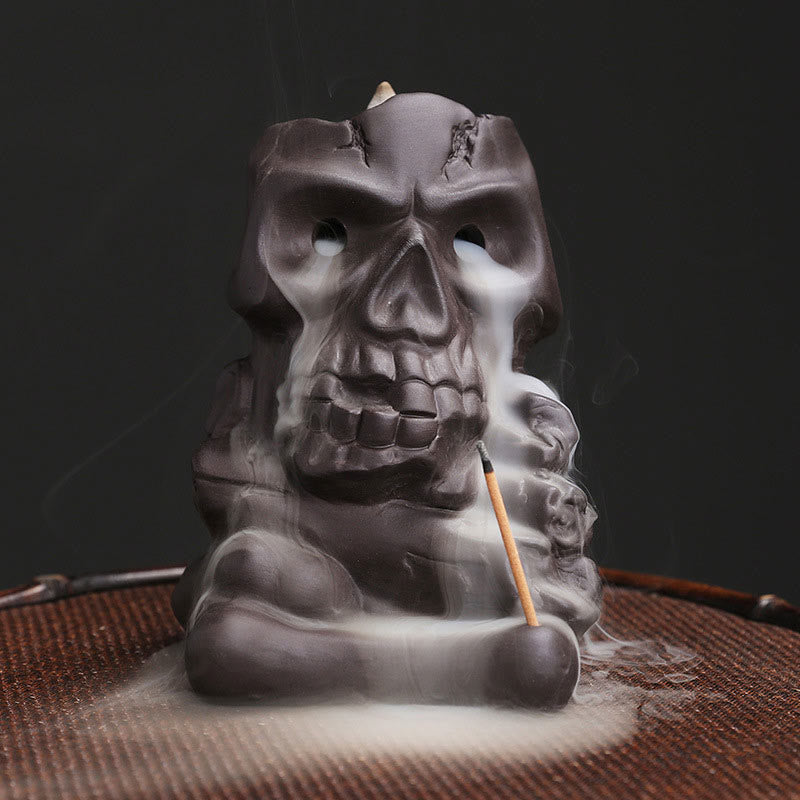 Brûleur d'encens en argile violette en forme de tête de mort pour Halloween 11,3 cm