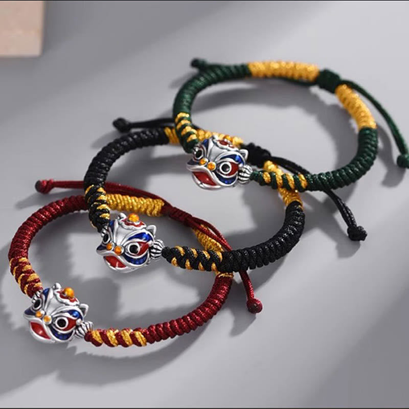 Bracelet de protection en fil rouge fait main avec lion dansant
