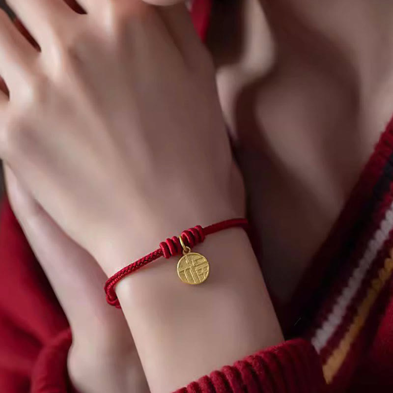 Bracelet fait main à huit fils rouges pour la chance et la protection
