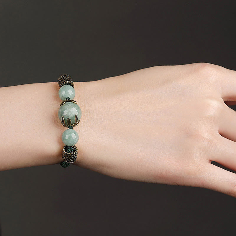 Bracelet porte-bonheur en jade vert fait main | Prospérité et bien-être