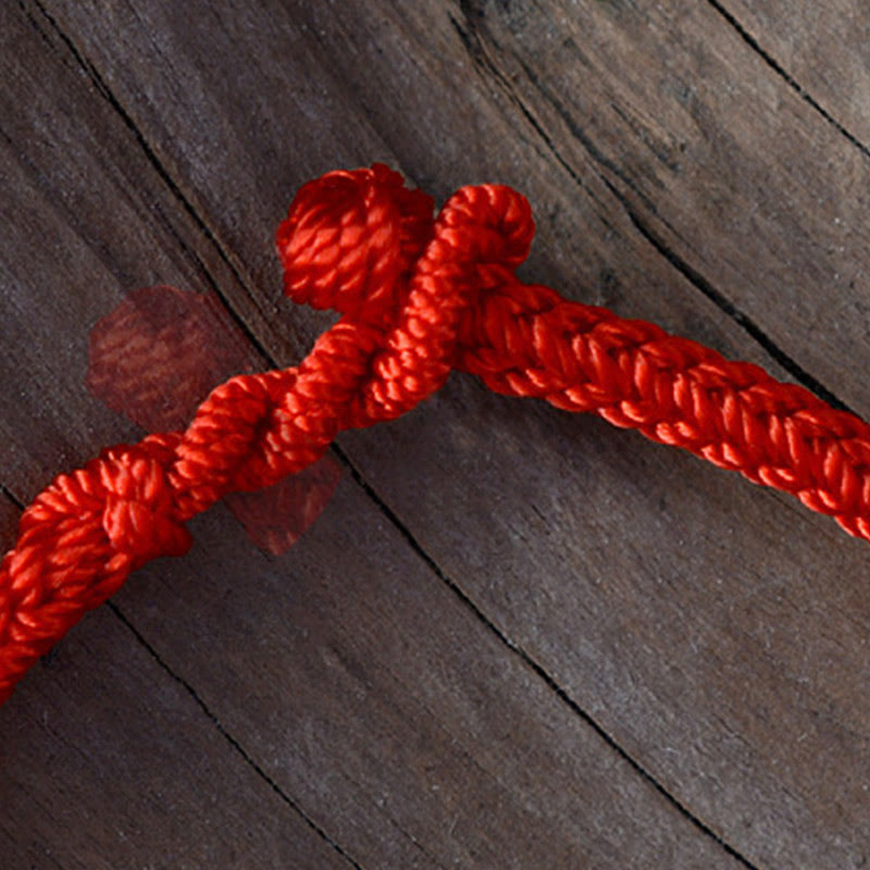 Bracelet fait main en fil rouge avec nœud de paix à huit fils