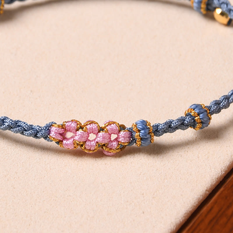 Bracelet de protection en fil rouge fait main pour le renouveau et la chance