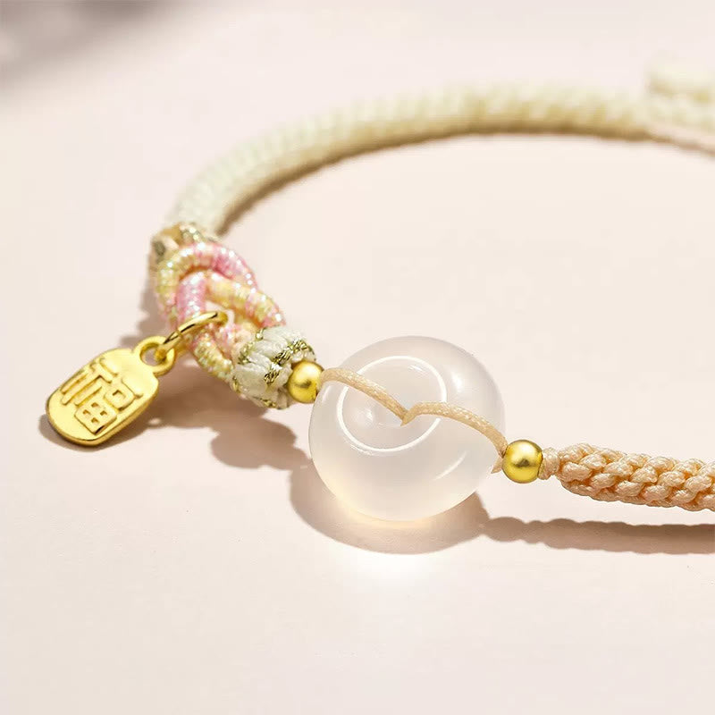 Bracelet de protection porte-bonheur en agate blanche fait main avec boucle de paix