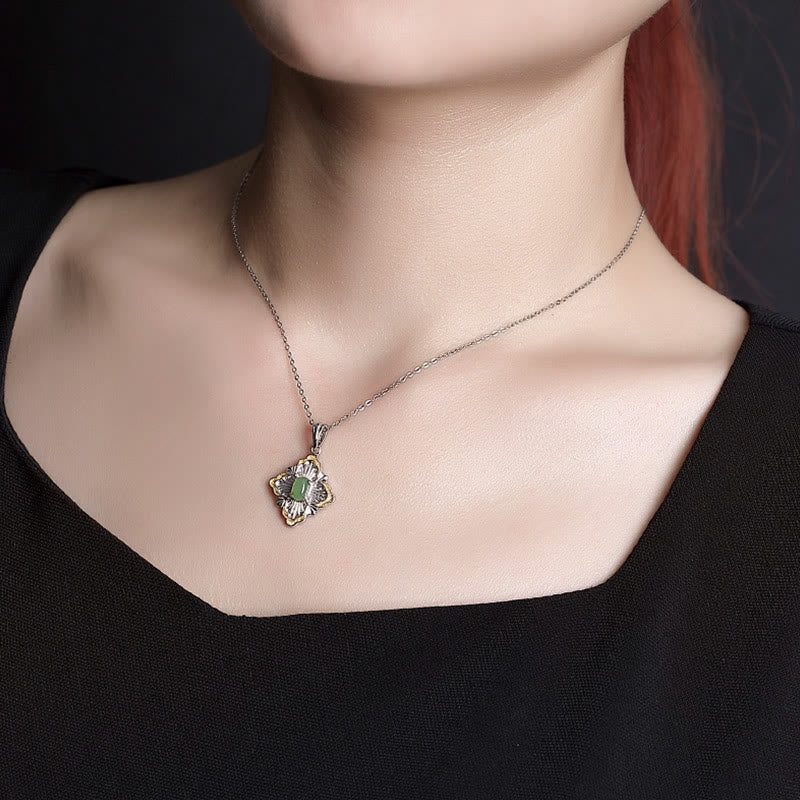 Collier en jade cyan Hetian en forme de losange pour la chance et la guérison