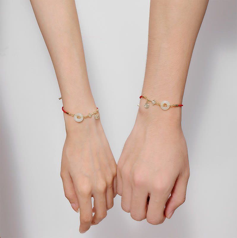 Bracelet porte-bonheur classique en jade Hetian et or 18 carats avec boucle de paix