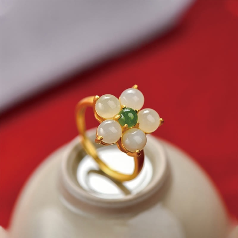 Bague ajustable en jade Hetian en forme de fleur de pêcher