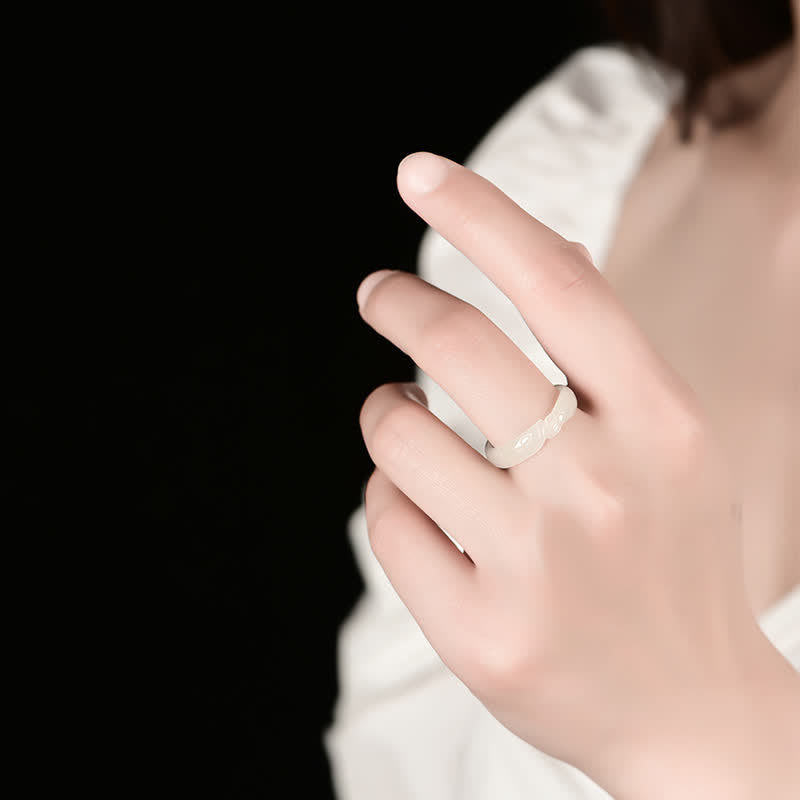 Bague de réussite en jade blanc et jade cyan de Hetian avec poisson koï