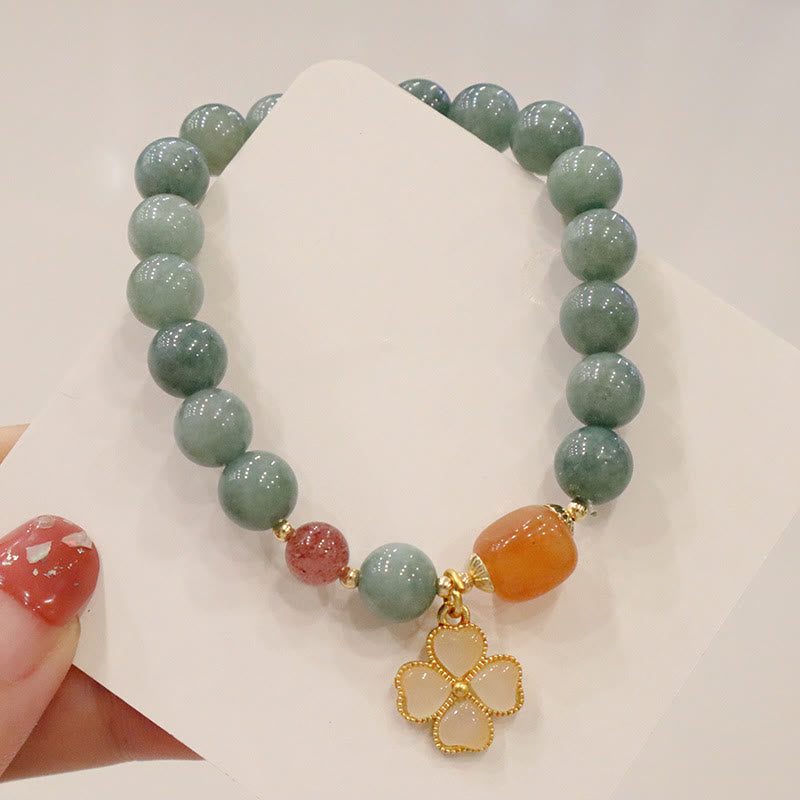 Bracelet à breloques de prospérité en trèfle à quatre feuilles de jade