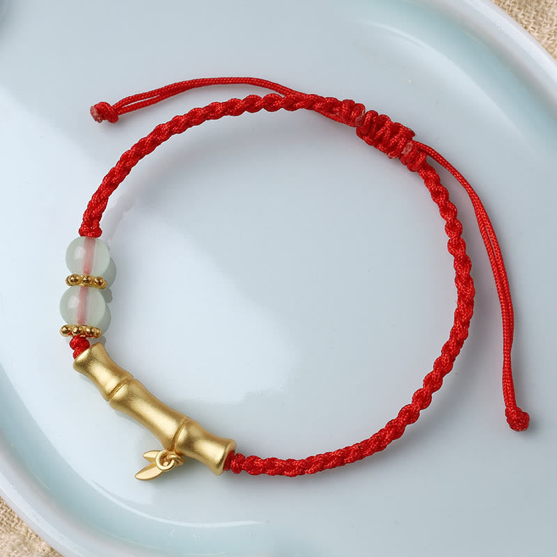 Bracelet Jade Luck Strength avec motif bambou et cordon rouge